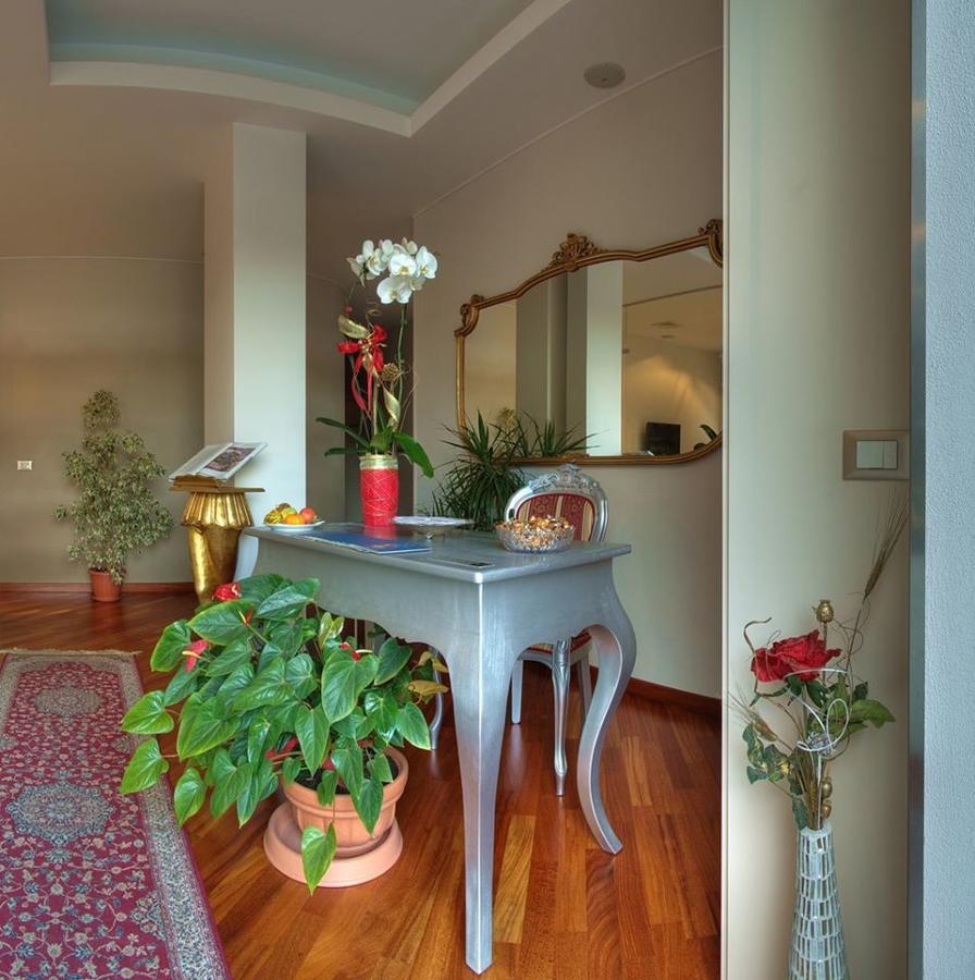 Borgo Delle Viole Bed & Breakfast Villanova d'Albenga Ngoại thất bức ảnh