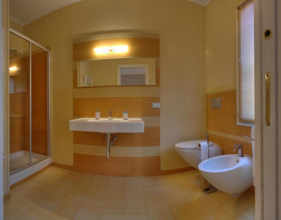 Borgo Delle Viole Bed & Breakfast Villanova d'Albenga Ngoại thất bức ảnh